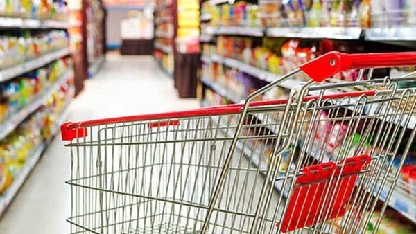 تامین و عرضه گسترده کالاهای اساسی در شیروان انجام می‌شود